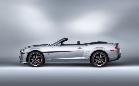 2015-Chevrolet-Camaro-Commemorative-Edition-2