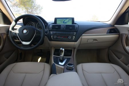 Prueba: BMW 220d 184 CV Modern Line (equipamiento, comportamiento, conclusión)