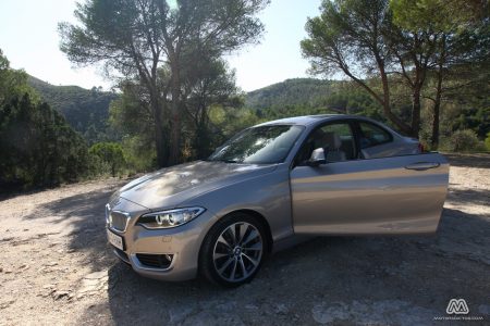 Prueba: BMW 220d 184 CV Modern Line (equipamiento, comportamiento, conclusión)