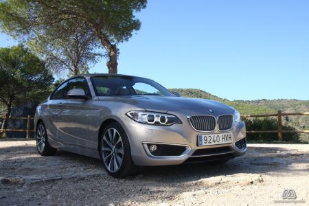 Prueba: BMW 220d 184 CV Modern Line (equipamiento, comportamiento, conclusión)