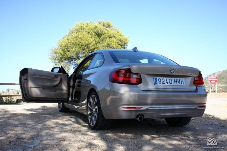 Prueba: BMW 220d 184 CV Modern Line (equipamiento, comportamiento, conclusión)