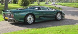 A subasta el Jaguar XJ220 del Sultan de Brunei