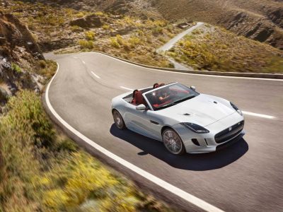 Jaguar F-Type 2016: Cambio manual y tracción total