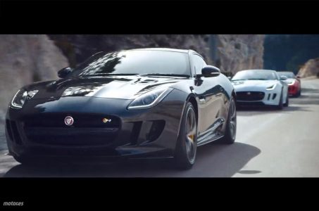 Jaguar F-Type 2016: Cambio manual y tracción total