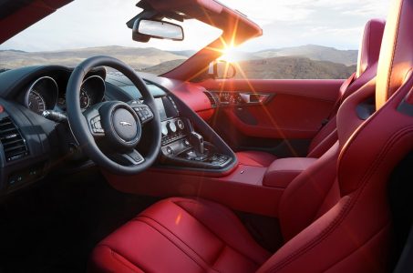 Jaguar F-Type 2016: Cambio manual y tracción total