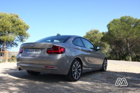 Prueba: BMW 220d 184 CV Modern Line (equipamiento, comportamiento, conclusión)