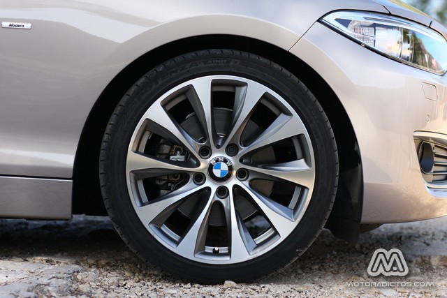 Prueba: BMW 220d 184 CV Modern Line (equipamiento, comportamiento, conclusión)