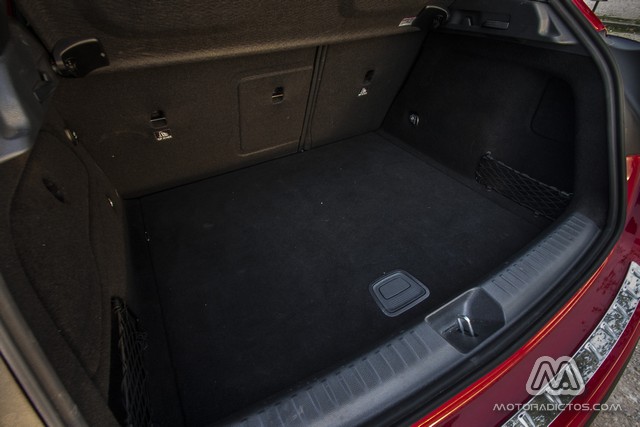 Prueba: Mercedes Benz GLA 220 CDI 4MATIC (diseño, habitáculo, mecánica) 8