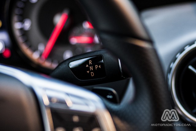 Prueba: Mercedes Benz GLA 220 CDI 4MATIC (diseño, habitáculo, mecánica) 10
