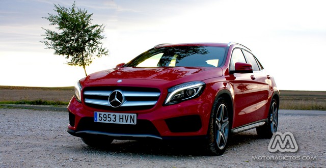 Prueba: Mercedes Benz GLA 220 CDI 4MATIC (equipamiento, comportamiento, conclusión) 2