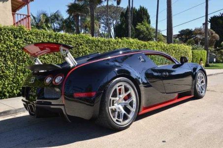 A la venta el único Bugatti Veyron Grand Sport rojo y negro