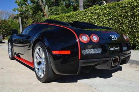 A la venta el único Bugatti Veyron Grand Sport rojo y negro