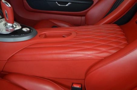 A la venta el único Bugatti Veyron Grand Sport rojo y negro