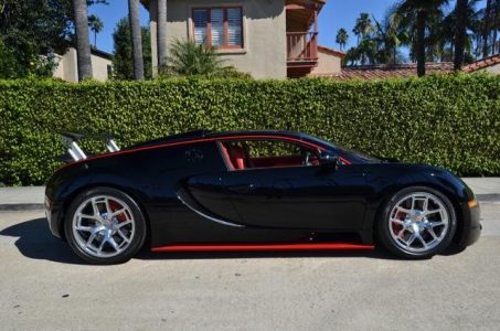 A la venta el único Bugatti Veyron Grand Sport rojo y negro