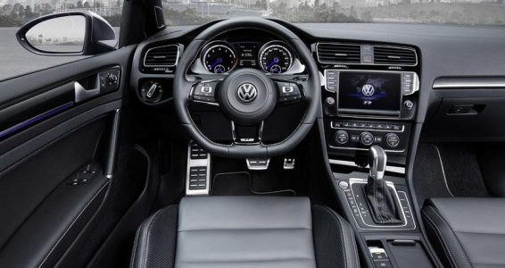 Volkswagen Golf R Variant: Potencia y espacio van cogidos de la mano