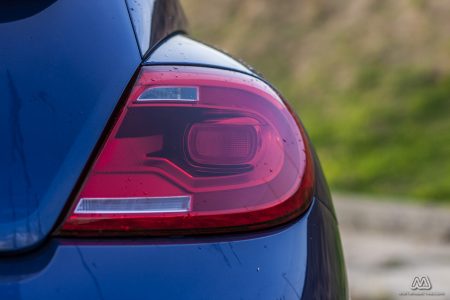 Prueba: Volkswagen Beetle Cabrio 1.4 TSI 160 CV R-Line (equipamiento, comportamiento, conclusión)