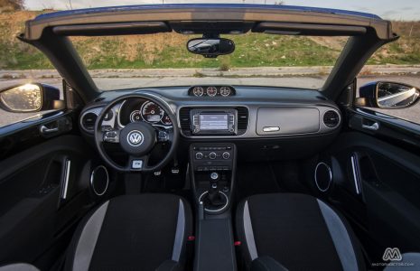 Prueba: Volkswagen Beetle Cabrio 1.4 TSI 160 CV R-Line (equipamiento, comportamiento, conclusión)