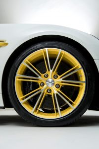 aston-martin-vanquish-works-60-aniversario-01