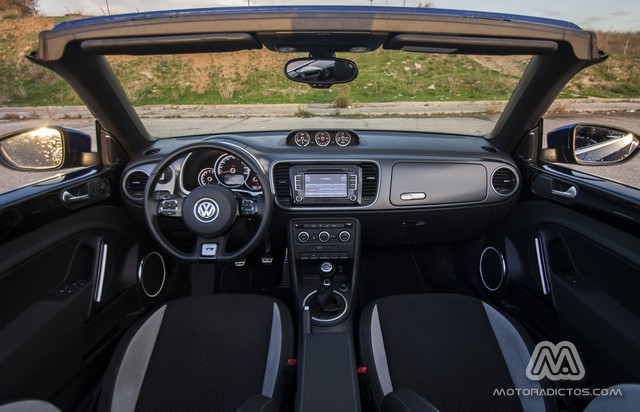 Prueba: Volkswagen Beetle Cabrio 1.4 TSI 160 CV R-Line (diseño, habitáculo, mecánica)