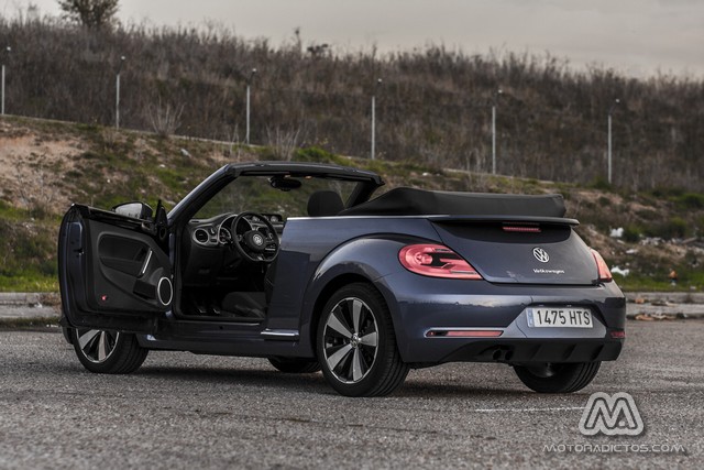 Prueba: Volkswagen Beetle Cabrio 1.4 TSI 160 CV R-Line (equipamiento, comportamiento, conclusión) 6