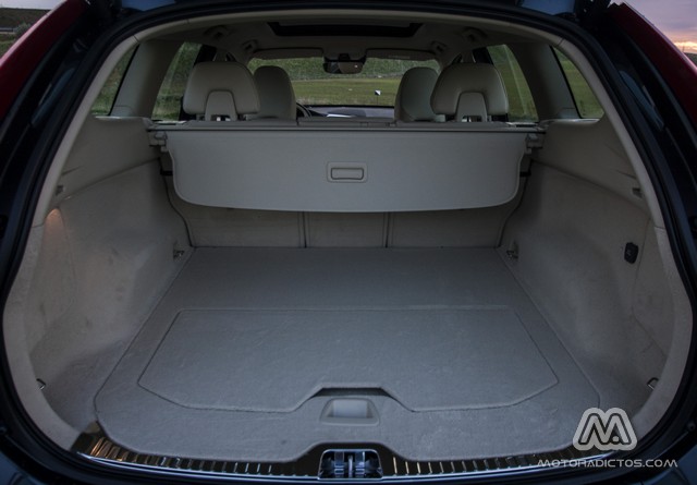 Prueba: Volvo XC60 D4 FWD (diseño, habitáculo, mecánica) 9