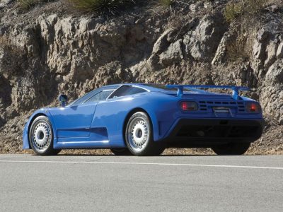 A subasta un Bugati EB110 GT