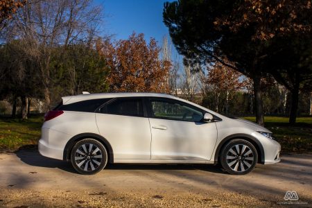 Prueba: Honda Civic Tourer 1.6 i-DTEC 120 CV Lifestyle (equipamiento, comportamiento, conclusión)