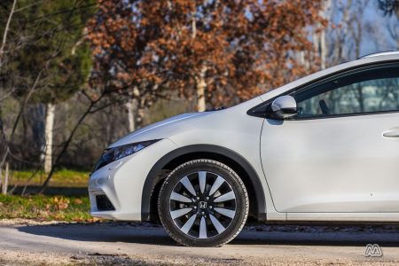 Prueba: Honda Civic Tourer 1.6 i-DTEC 120 CV Lifestyle (equipamiento, comportamiento, conclusión)