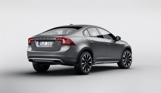 Volvo S60 Cross Country: Sedán y todocamino