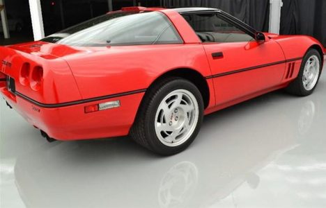 A la venta un Chevrolet Corvette ZR1 de 1990 en eBay