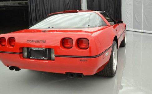 A la venta un Chevrolet Corvette ZR1 de 1990 en eBay