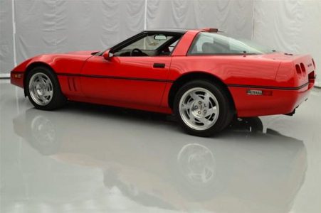 A la venta un Chevrolet Corvette ZR1 de 1990 en eBay