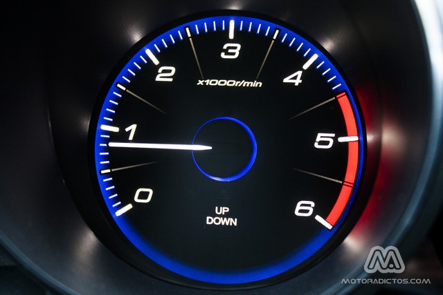 Prueba: Honda Civic Tourer 1.6 i-DTEC 120 CV Lifestyle (equipamiento, comportamiento, conclusión) 4