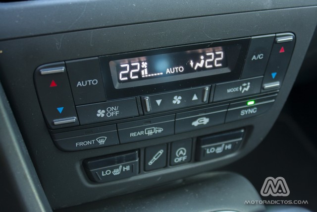 Prueba: Honda Civic Tourer 1.6 i-DTEC 120 CV Lifestyle (equipamiento, comportamiento, conclusión)
