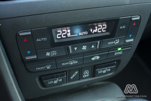 Prueba: Honda Civic Tourer 1.6 i-DTEC 120 CV Lifestyle (equipamiento, comportamiento, conclusión) 7