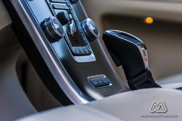 Prueba: Volvo XC60 D4 FWD 181 CV (equipamiento, comportamiento, conclusión) 4