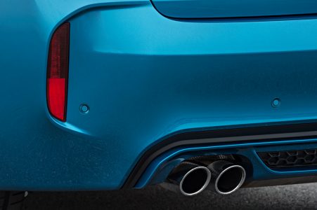 2015-BMW-X6M-107