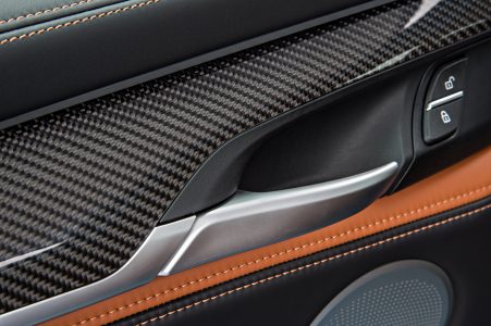 2015-BMW-X6M-127