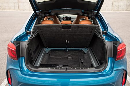 2015-BMW-X6M-142