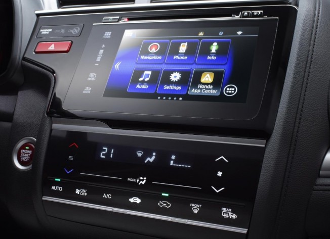 Honda Jazz 2015: Sólo disponible con el motor 1.3 i-VTEC de 102 CV 2