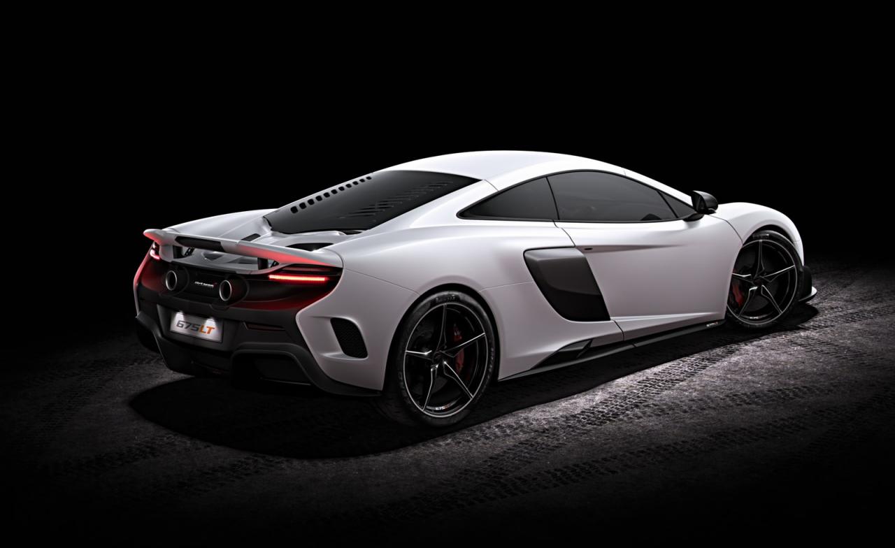 Oficial: McLaren 675LT, más potente, largo y ligero