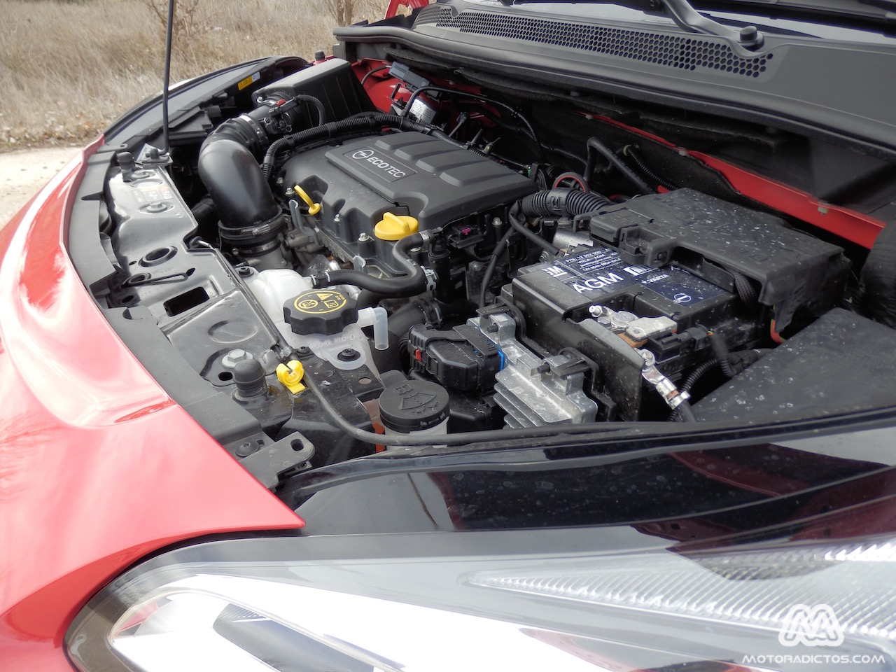 Prueba Opel Corsa 1.4 Turbo OPC Line (diseño, habitáculo, mecánica)
