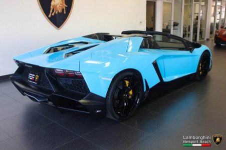 A la venta un Lamborghini Aventador Roadster 50th Anniversario