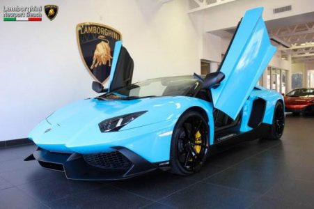 A la venta un Lamborghini Aventador Roadster 50th Anniversario