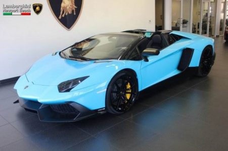 A la venta un Lamborghini Aventador Roadster 50th Anniversario