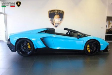 A la venta un Lamborghini Aventador Roadster 50th Anniversario