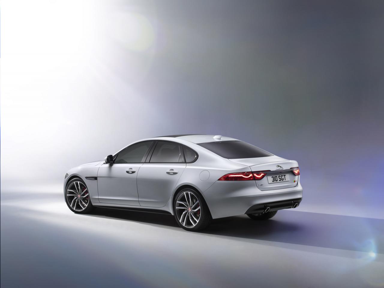 2016 Jaguar XF, información y datos oficiales