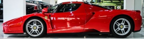 A la venta un Ferrari Enzo en Dubai