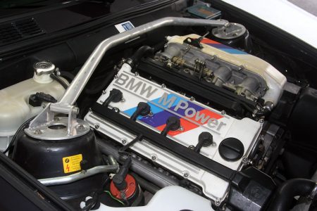 A la venta un BMW M3 E30 EVO II de 1988 en perfectas condiciones