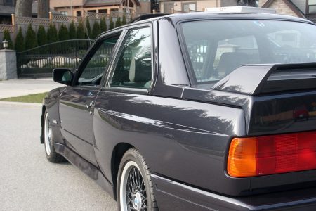 A la venta un BMW M3 E30 EVO II de 1988 en perfectas condiciones